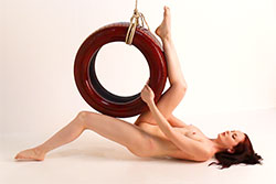 anne red tyre video