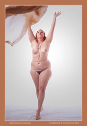 aurelia flowing nude