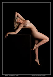charlie-v nude art model