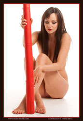 chloe-lee red pole