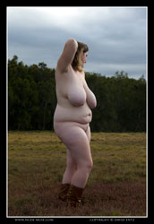 claire-r 360 degree nude