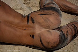 elly beach body art video