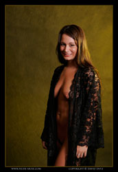 natasha nude traveller